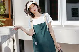 这款洋气背带裙真好看！个性印花装饰+撞色拼接，时尚又减龄图片