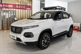 价格便宜外观好看，省油适合家用的紧凑型SUV，实拍宝骏510图片