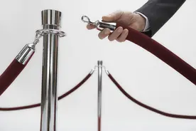 换成大牌物业，真能提振房价吗图片