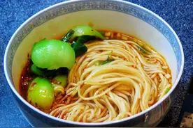 天冷来一碗热乎乎的家常小面，属于你自己的味道，内附红油做法图片