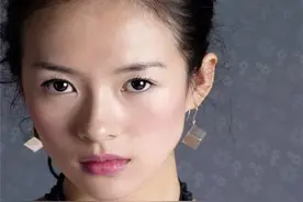 汪峰母亲揭露章子怡真面目，继女小苹果的话说明一切，瞒不住了？图片