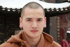 记得因“长得太帅”被富婆疯狂追求的和尚吗？多年过去现状如何？图片