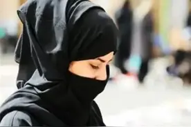 1977年一位沙特公主，被家族成员公开执行石刑，她做错了啥？图片