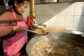 临颍美食探访：冬日里，怼一碗5块热气腾腾繁城丸子汤，浑身舒坦图片