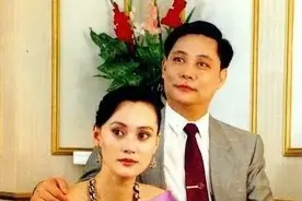 京剧大师对儿子说：宋佳这种美女很少，你要让她成为我的儿媳妇图片