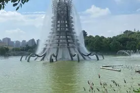 所谓感情，就是舍得为你花钱、花时间、花心思……图片