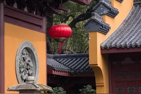 南怀瑾，形役辛劳尘役人，人都做着身体的奴隶图片