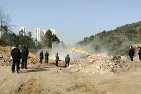 法院判决不得强拆，房子仍被偷偷拆除，法院再判决：4被告中街道办强拆违法图片