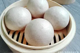 用高粱面按照这个比例做馒头，表面光滑，松软可口，好吃又营养图片