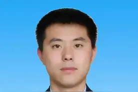 ​王常酉——赤诚献狱园 重担勇挑肩图片