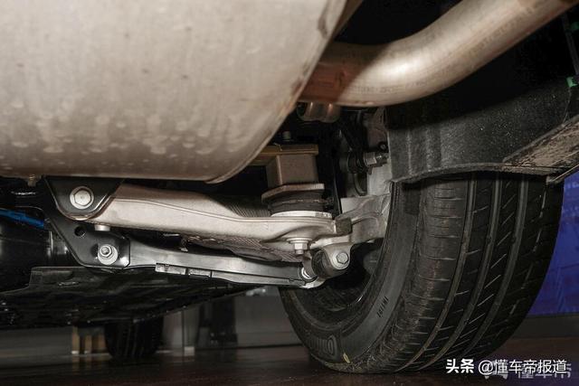或为最美旅行车？实拍全新沃尔沃V60，33.99万元起售