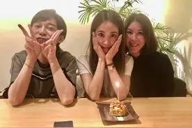 蔡依林庆生，许茹芸吴青峰现场送祝福，而蔡健雅也罕见出镜图片