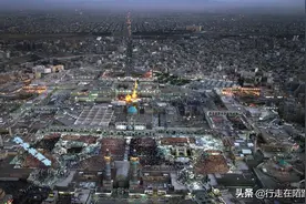 伊朗马什哈德：伊斯兰千年恩怨的发源地，游客参观要过道门图片