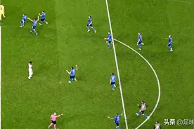 为什么球场会有禁区弧它的作用是什么？图片