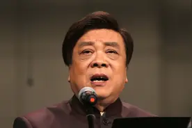 一代名嘴赵忠祥，与饶颖之间的秘密，让人毁尽三观图片