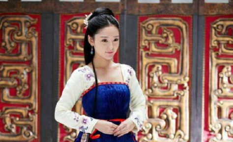 王洁曦去世6年,生前因《丑女无敌》爆红,为演戏曾去夜总会试台