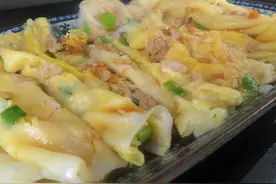早餐想吃肠粉不用买了，做法和配方都告诉你，嫩滑爽口，超简单图片