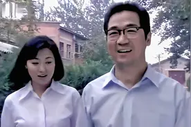 三看《金婚》：为李天骄改喝咖啡，文丽和佟志的摊牌句句是恨图片