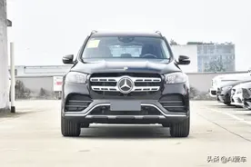 奔驰家进口顶级旗舰SUV，全尺寸7座设计，够大够豪华，带你看GLS图片