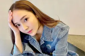 负债80亿韩元被起诉后，郑秀妍高调晒包遭韩国网友喊话：先还债吧图片