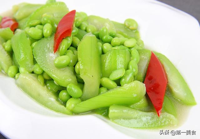 丝瓜毛豆的做法（把丝瓜和毛豆一起烧）