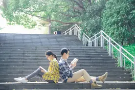 世界读书日丨春暖花开日，正是读书时图片