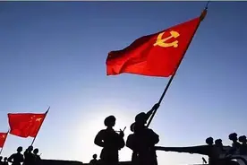 党史故事 | 党对人民军队绝对领导制度的成功构建图片