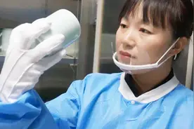 “幸存酒店”杭州西湖国宾馆回应：杯具统一洗消 按标准做足矣视频封面