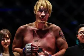 拳王崔洪万的凉凉之路就这样建成了图片