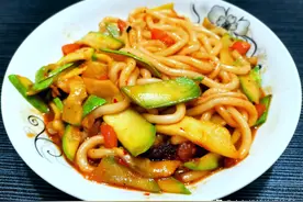 天热易上火，这菜要多吃，比苦瓜清甜，汁多味美还清热，出锅快图片