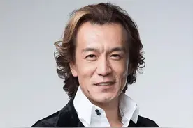 3年前李咏去世，哈文那一句“永失我爱”，太虐心了图片