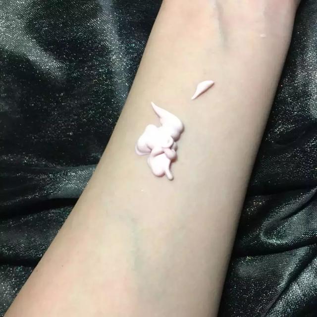 身体乳多远能闻到