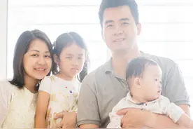 过来人坦言：龙凤胎看似幸福，实则操心受罪，只有外行人才会羡慕图片