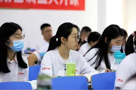 郑州大学这些专业报考人数多，但录取率却不足10%图片