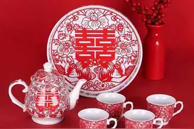 第一次去女友家不知道带什么，不敢带烟酒，原因竟然是怕岳母生气图片