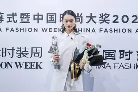 专访 | 2020年度最佳职业时装模特：用脚步丈量T台的分量图片