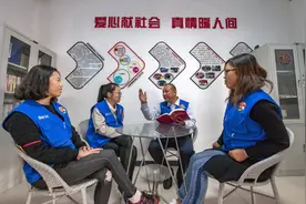 安全行驶百万公里！郑州一公交车长23年零违章：行车中给自己“约法三章”图片