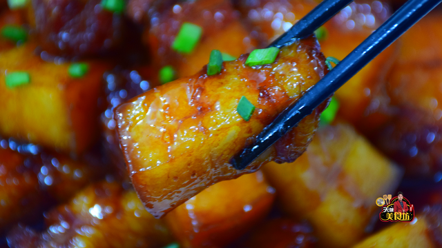 红烧肉的做法视频 2026年红烧肉的做法视频教程