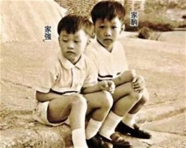 黄家驹：带上金箍，绝唱死亡摇滚乐