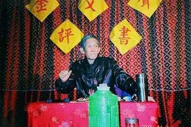 郭德纲真心认的第一个师父，没他德云社很难熬过创业初期图片