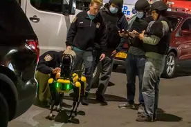 机器狗替美国警察上街执法，有些人更恐慌了图片