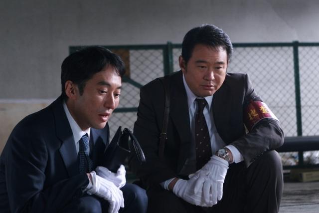 《白夜行》直击人性丑恶之源，比《少年的你》无根的校园欺凌深刻