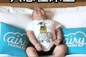 表情包：只想在床上躺到地老天荒图片