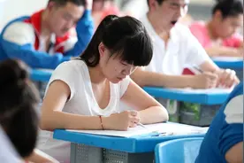 男孩高考672分无缘清华，被父亲按住复读，成绩公布后全家沉默图片