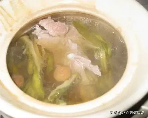 这种水果富含18种氨基酸，营养价值非常高，生吃、煲汤均可