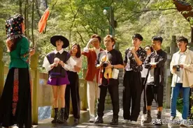 收视三网第一，《人民日报》点赞，这才是真正的音综“天花板”图片