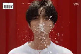 王俊凯登《嘉人NOW》封面，化身夏日球场上挥洒汗水的青春少年图片