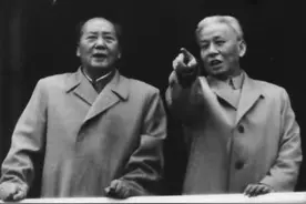 毛主席：三天不学习赶不上刘少奇！面对如此盛赞，刘少奇如何回应图片