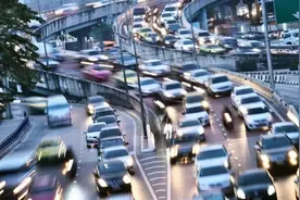 哪些地方拥堵？哪些地方不通行？这份清明祭扫交通指南请收好图片