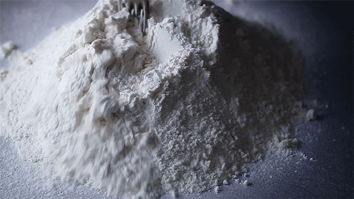 高中低筋面粉，哪种包饺子哪种做糕点？看完这篇你就明白了
